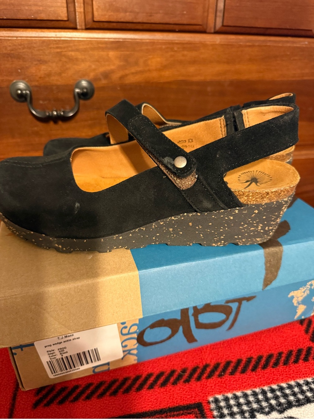 NIB OTBS Black Suede Platform Mary Jane Women's Shoes - Picture 4 of 8